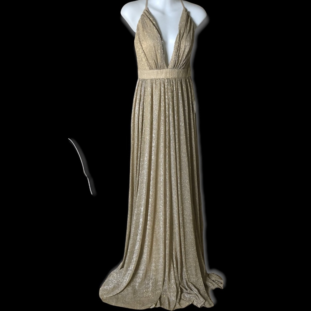 Luxxel ivory metallic gold vneck full length gown NWT medium